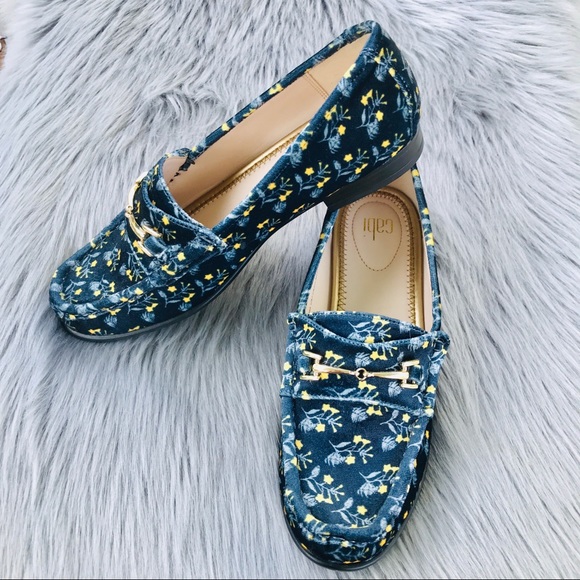 Flower loafers Clearance
